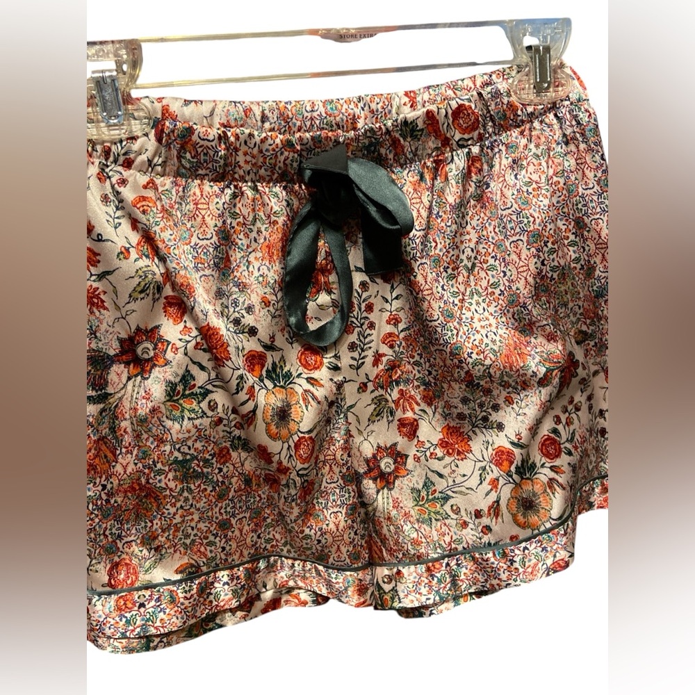 Victoria's Secret Multicolor Floral pajama set - Picture 3 of 10